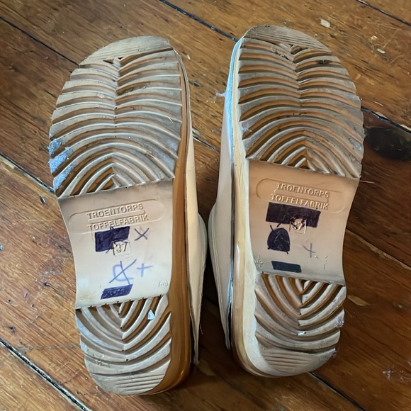 Troentorp O’Keefe Clogs - Picture 6 of 6